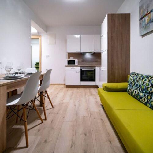 Apartments Arbis ロパール エクステリア 写真